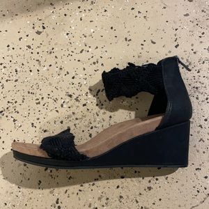 Lucky Brand Crotchet Sandals